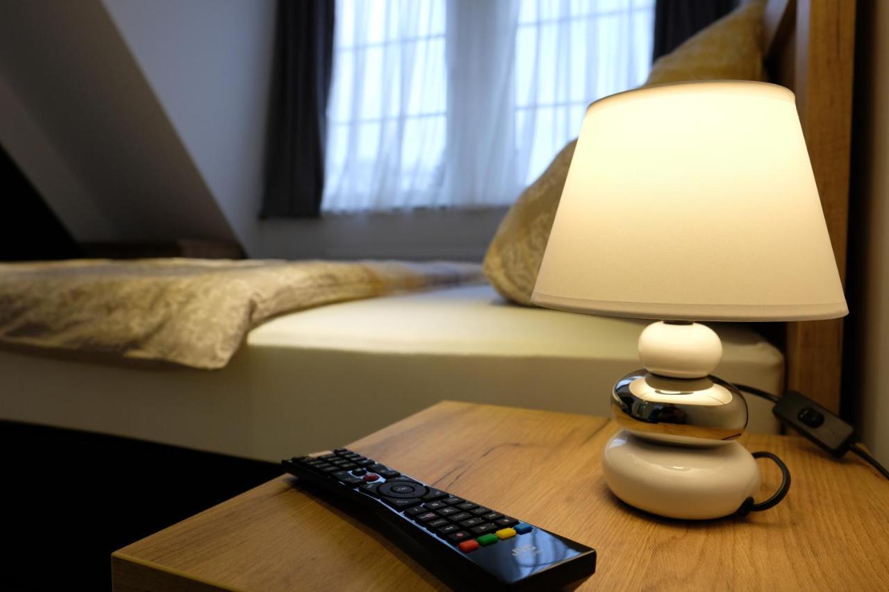 Schlafstuebchen Hotel Leer Kültér fotó