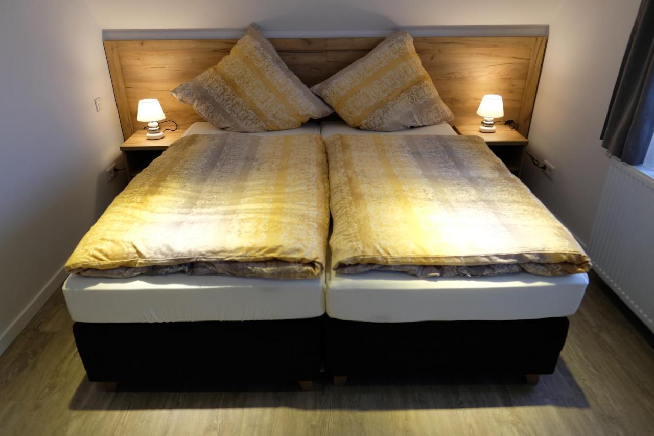 Schlafstuebchen Hotel Leer Kültér fotó
